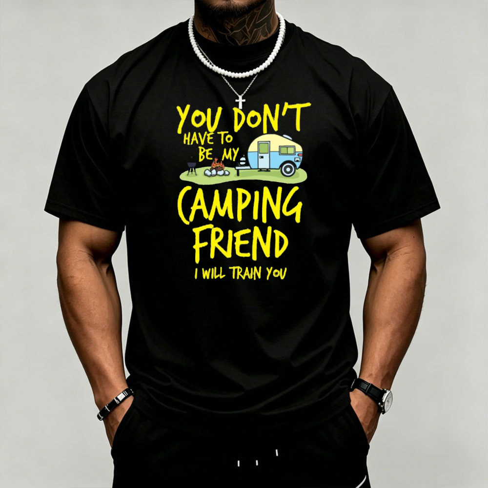Outdoor Adventure Quotes Short - キャンプ キャンパートレーラー グラフィック メンズ Tシャツ ユーモア引用プリント