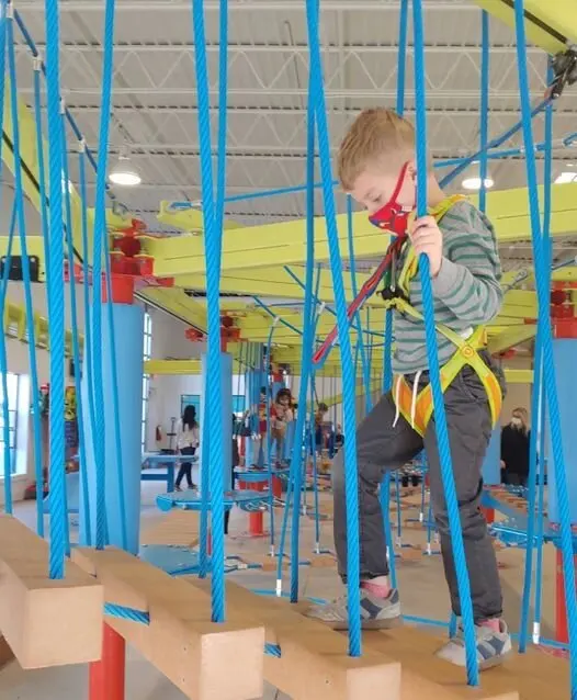 ロープコース建設クライミングネット遊具アドベンチャー遊具屋内 - Outdoor Adventure Course のレビューと価格
